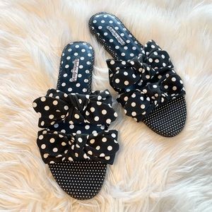 CHARLES DAVID WOMEN'S Souffle Polka Dot Slide Sandal Size 12M MSRP $220 Flats